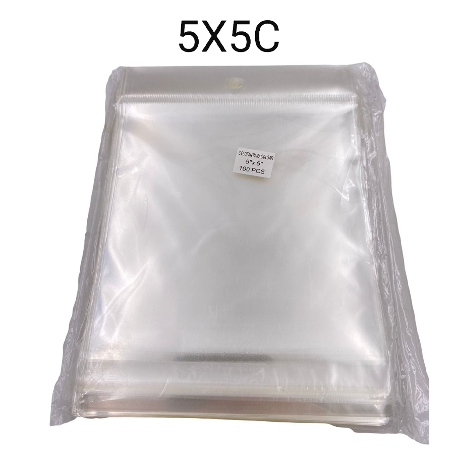 BOLSA DE CELOFÁN CON PEGAMENTO Y COLGANTE DE 5X5¨ PAQ. CON 100 PZS