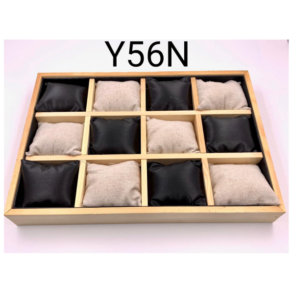 CHAROLA DE MADERA CON 12 ALMOHADAS NEGRAS 35X24X4.5 CM