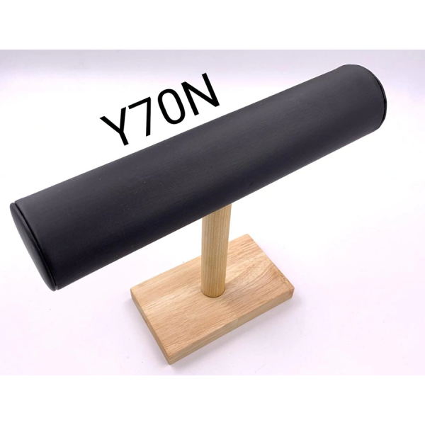 TUBO SENCILLO DE MADERA CON RAZO NEGRO DE 24 CM X18 CM DE ALTURA